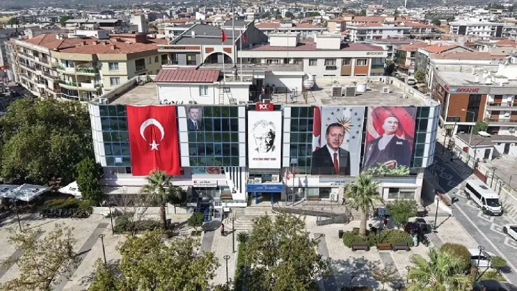 Çöp ve moloz yığınlarına son: Pirentepe ve Ataköy artık temiz