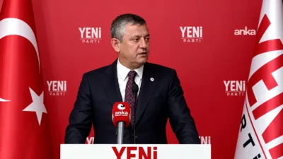 Ankara Büyükşehir Belediye Başkanı Mansur Yavaş'ın CHP'den istifası siyaset gündemine