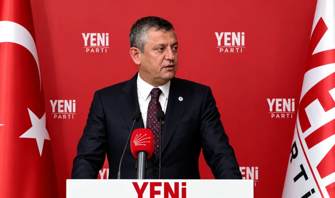 Ankara Büyükşehir Belediye Başkanı Mansur Yavaş'ın CHP'den istifası siyaset gündemine