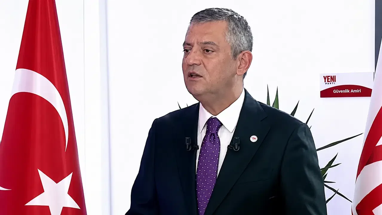 Özel'den Kılıçdaroğlu açıklaması: 'Toplu iğne başı kadar yeri yok!'