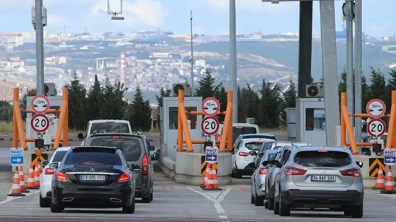 Resmi Gazete’de yayımlanan kararın ardından Özelleştirme İdaresi Başkanlığı’ndan kritik otoyol