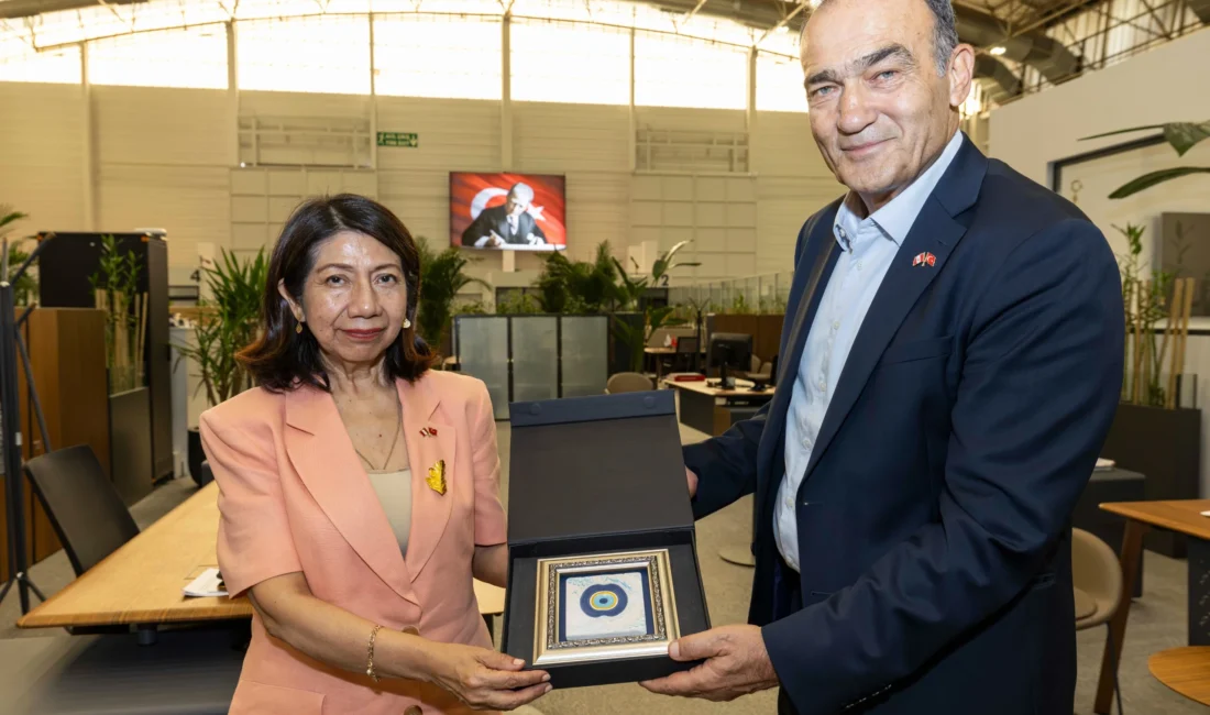 Peru’nun Ankara Büyükelçisi Luz Betty Caballero Morales ve beraberindeki heyet