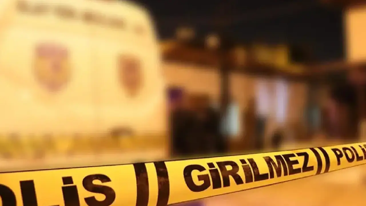 Yenimahalle’de bir apartman dairesinden gelen ihbar üzerine adrese giren ekipler,