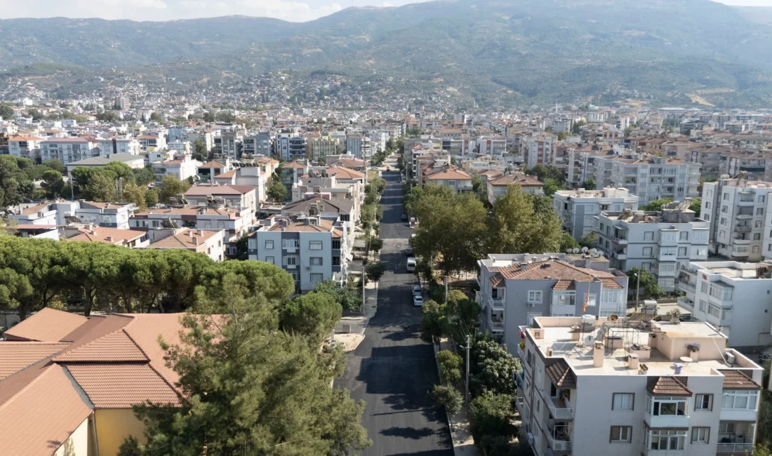 İzmir Büyükşehir Belediyesi’nin yürüttüğü Tire’deki altyapı ve üstyapı çalışmalarını kapsayan