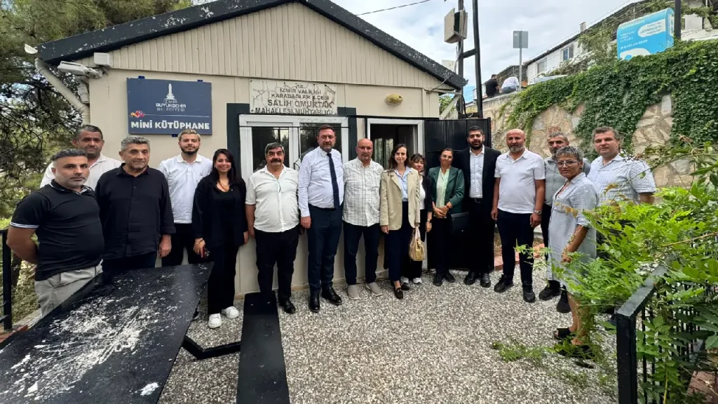 Gümrükçü’den Karabağlar’da muhtar çıkarması