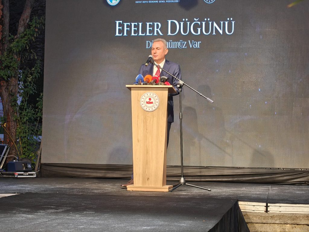 İzmir Valisi Süleyman Elban'dan "Efeler Düğünü" ile tarihi çağrı: "Gelin Efe düğünüyle evlenin"
