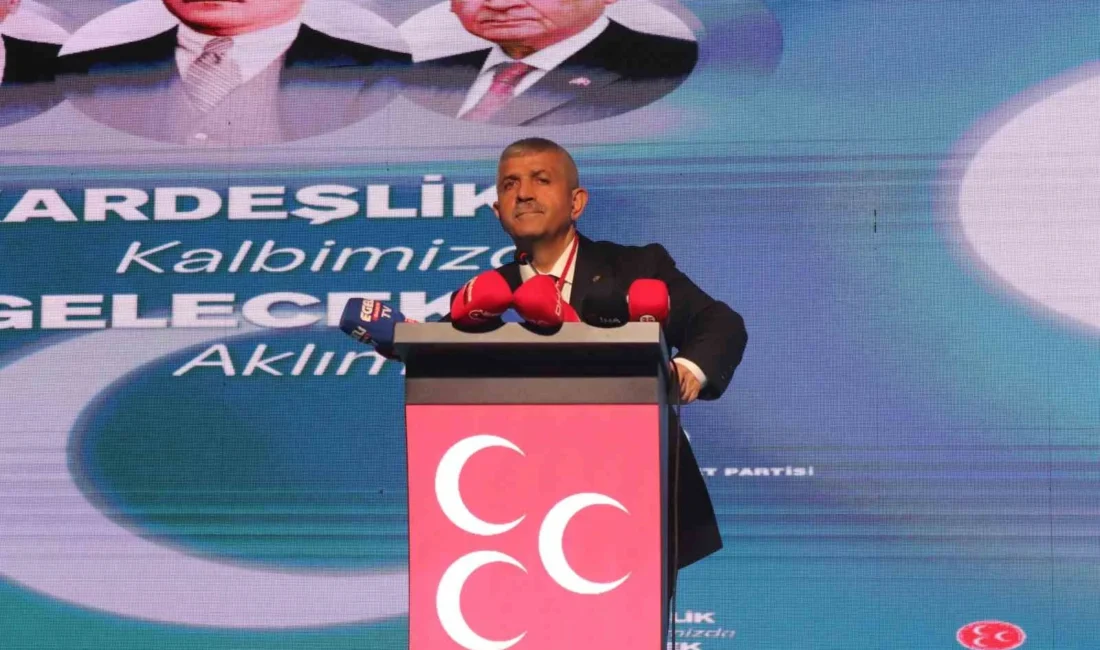 Milliyetçi Hareket Partisi İzmir İl Başkanlığı'nın 15’inci Olağan Kongresi'nde kullanılan