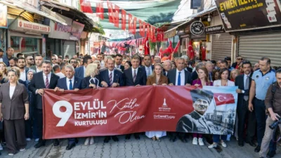 Türk ordusunun Büyük Taarruz ile yazdığı destanın ardından İzmir’in düşman