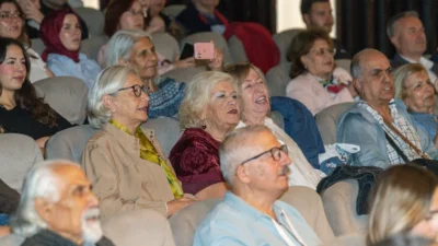 İzmir'de başlayan İleri Yaş Sempozyumu'nda AFAD, Aile Sosyal Hizmetler Müdürlüğü