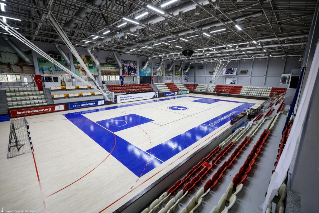 Celal Atik Spor Salonu yenilendi