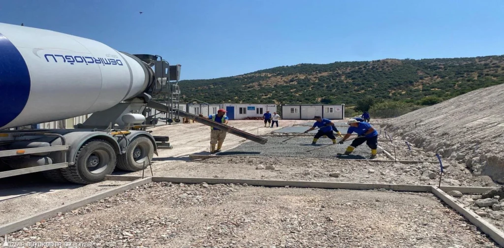 Dikili’ye tam teşekküllü sokak hayvanları kampüsü!
