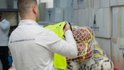 İzmir Büyükşehir Belediyesi, binlerce genci sporla buluşturan amatör spor kulüpleri