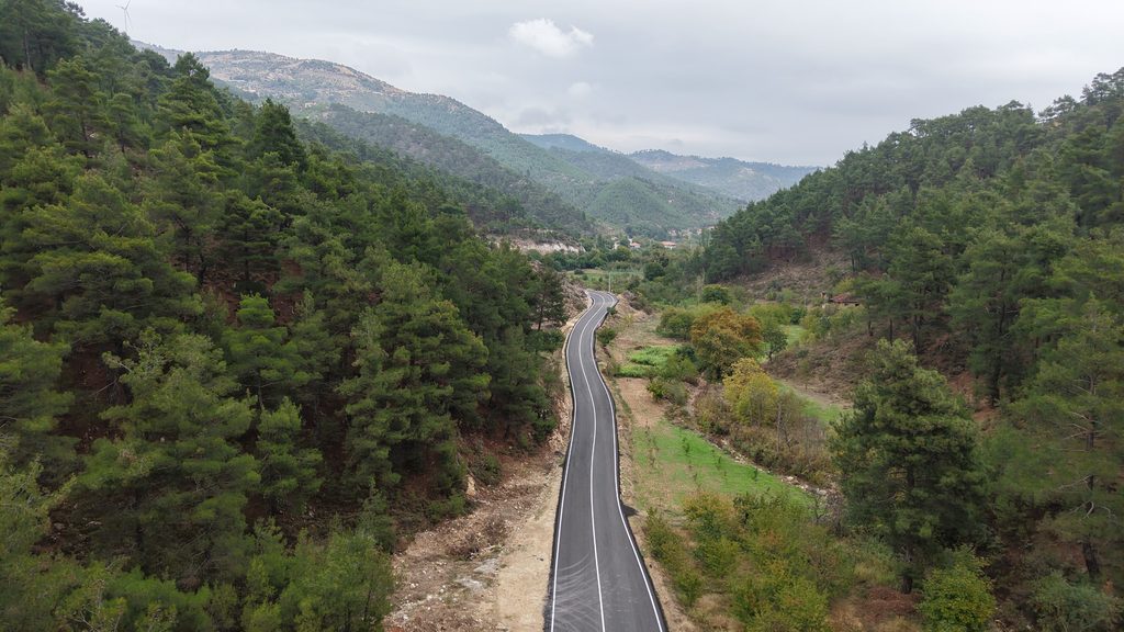 İzmir'in en uzak yolu yenilendi 8 İzmir'in en uzak yolu yenilendi