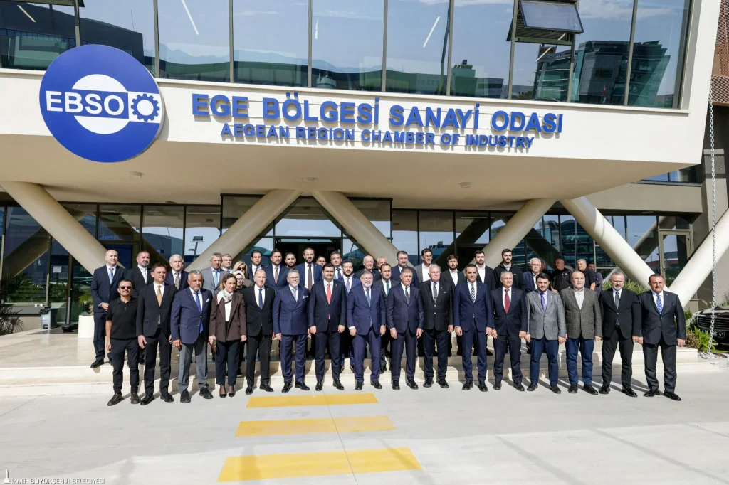 İzmir sanayisi için EBSO'da zirve: 'Kısa zamanda çok iş yapmak zorundayız'