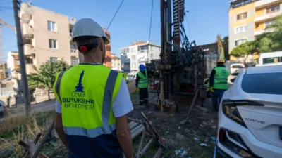 İzmir Büyükşehir Belediyesi, kenti afetlere karşı dirençli hale getirmek amacıyla