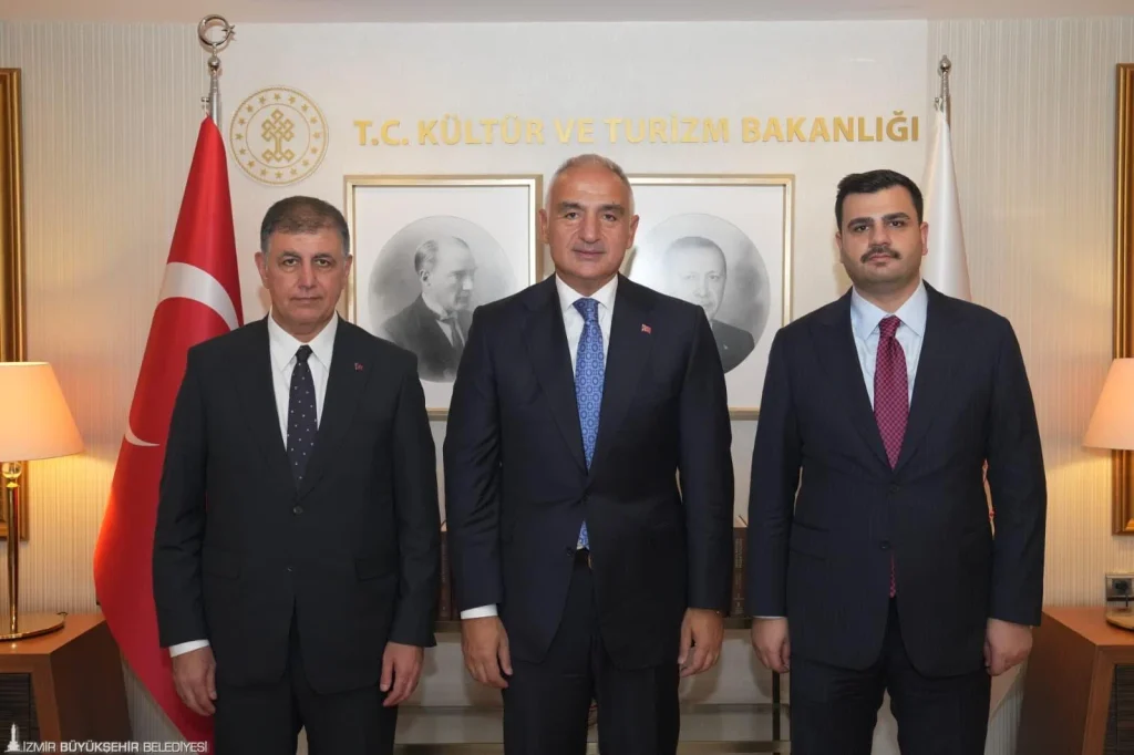 Tugay'dan İzmir için Ankara'da ardı ardına mesai