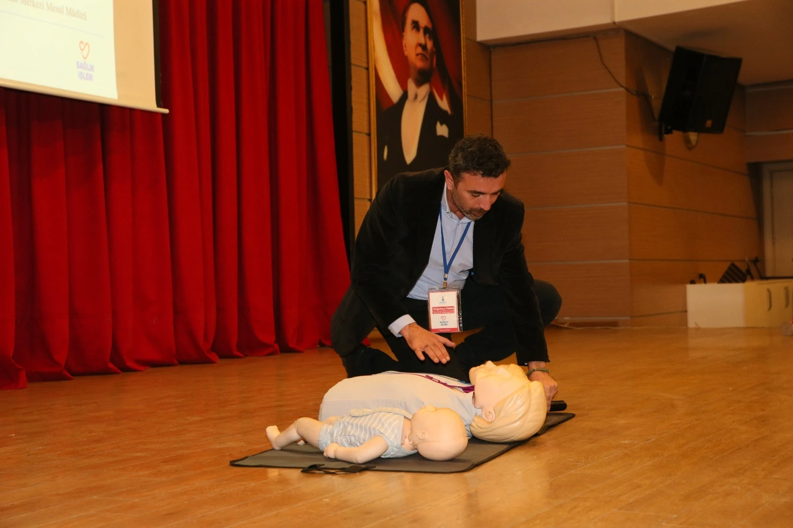 Çiğli Belediyesi’nden ilk yardım semineri