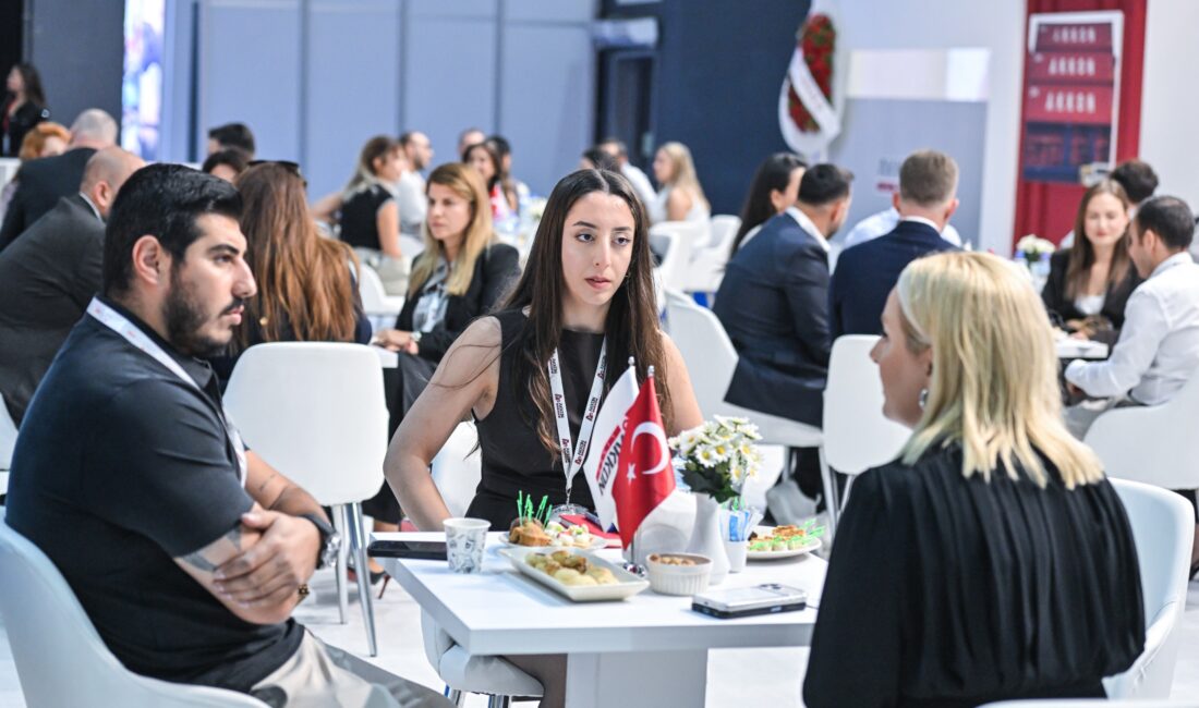 İzmir Büyükşehir Belediyesi ve İZFAŞ ev sahipliğinde başlayan LOGISTECH 5.