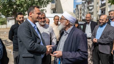Bornova'da bütçenin her bir kuruşu artık kahvehanelerde, esnaf ziyaretlerinde ve
