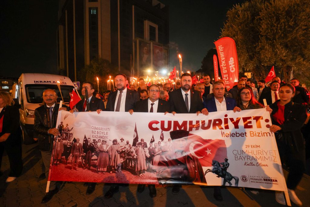 Cumhuriyet’in 103.'üncü yılı Buca’da coşkuyla kutlandı