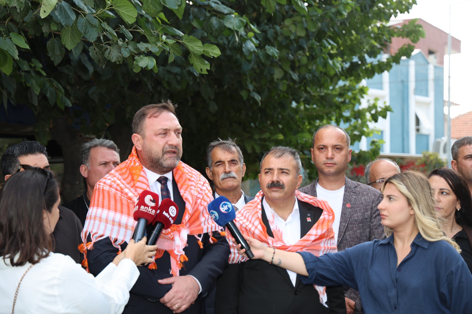 CHP İzmir İl Başkanlığı, tarlada ve bağda tırmanan girdi maliyetleri