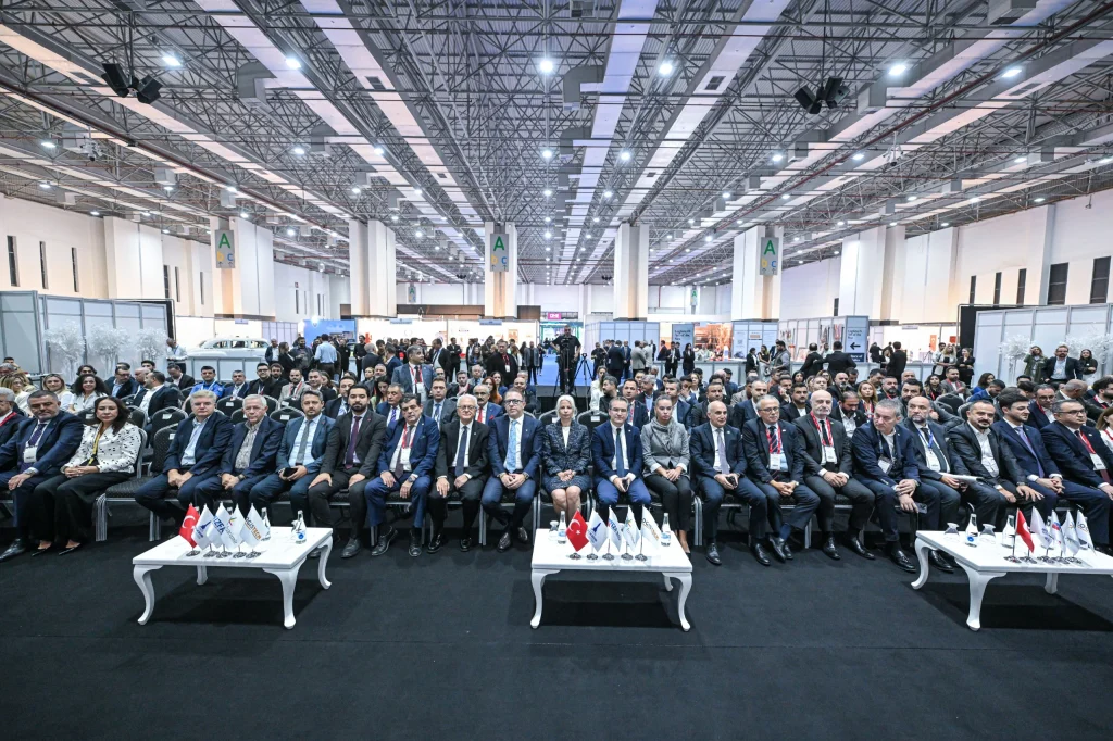 Lojistik sektörünü buluşturan LOGISTECH kapılarını açtı