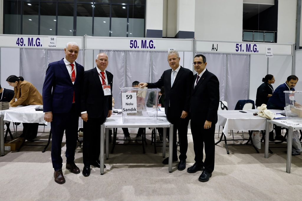 Mahmut Özgener 200 oyun tamamını alarak güven tazeledi