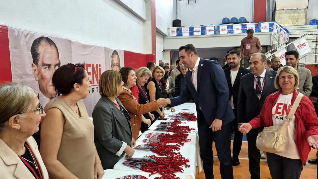 YENİ Parti Balçova Kongresi'nde sert mesajlar