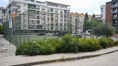 Erzene Mahallesi'ndeki 19 Mayıs 1919 Şehit Yavuz Dinler Parkı sil