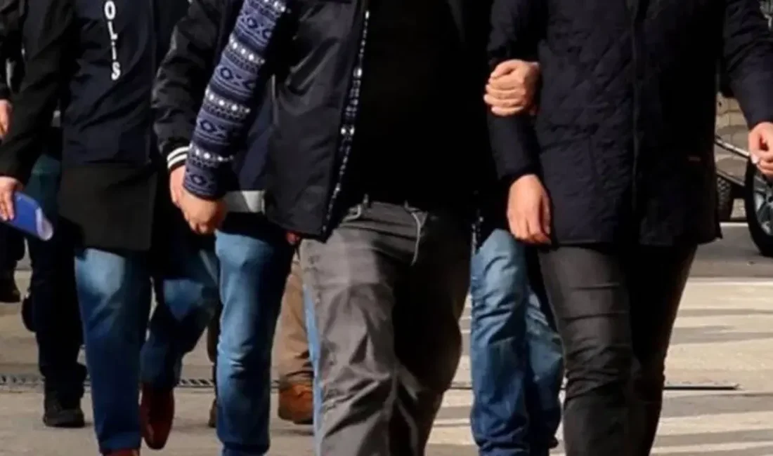 Afyonkarahisar’ın Sandıklı ilçesinde bir liseye yönelik tehdit içerikli video paylaştıkları