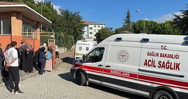 İstanbul Başakşehir’deki Şeyh Şamil İmam Hatip Ortaokulu'nda sabah saatlerinde meydana
