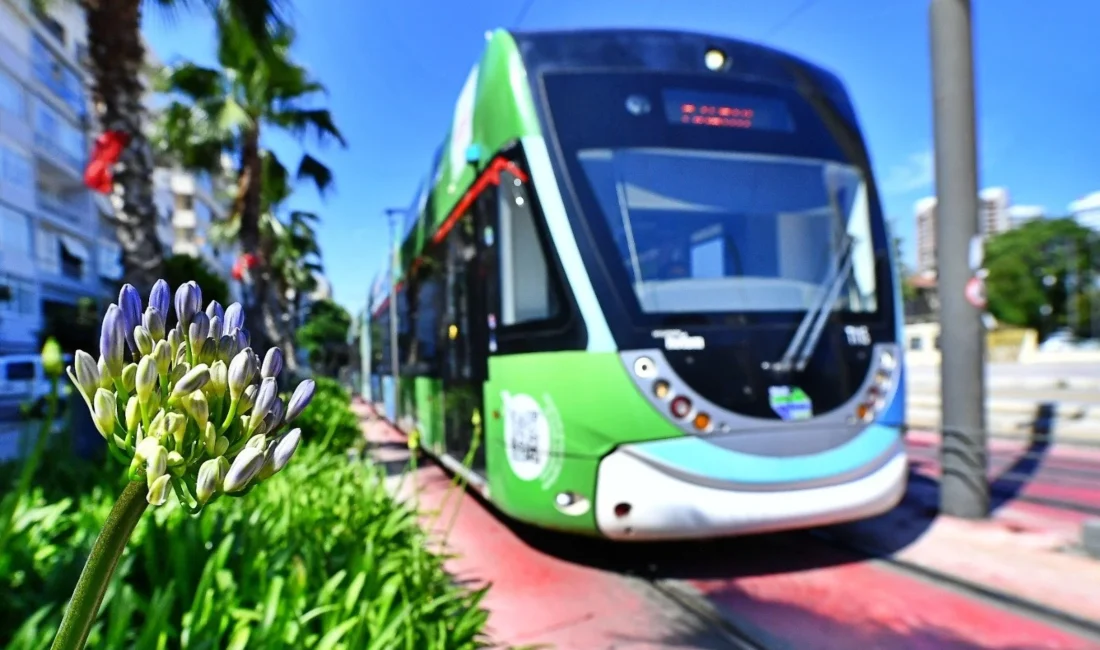 İzmir Büyükşehir Belediyesi, 29 Ekim Cumhuriyet Bayramı için kent içi