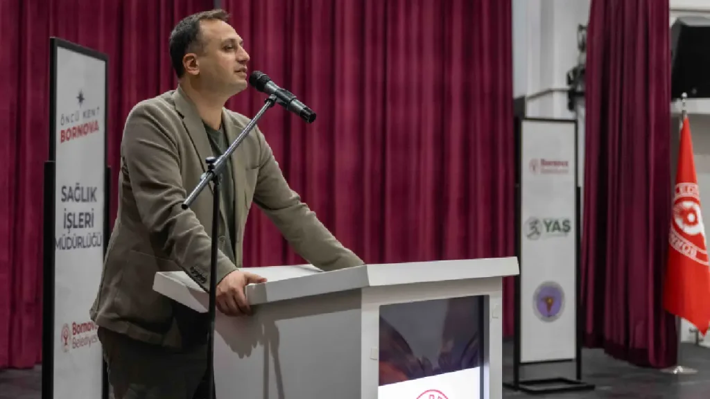 "Tüketim Toplumuna" anlamlı itiraz! Bornova'nın çınarları ders başı yaptı