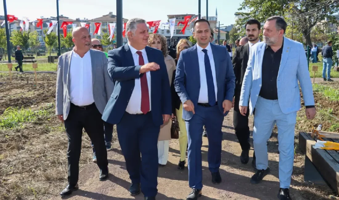 Bornova Belediye Başkanı Ömer Eşki, Türkiye genelinde öncülük ettiği "Kent