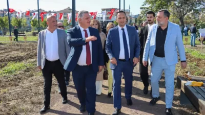 Bornova Belediye Başkanı Ömer Eşki, Türkiye genelinde öncülük ettiği "Kent
