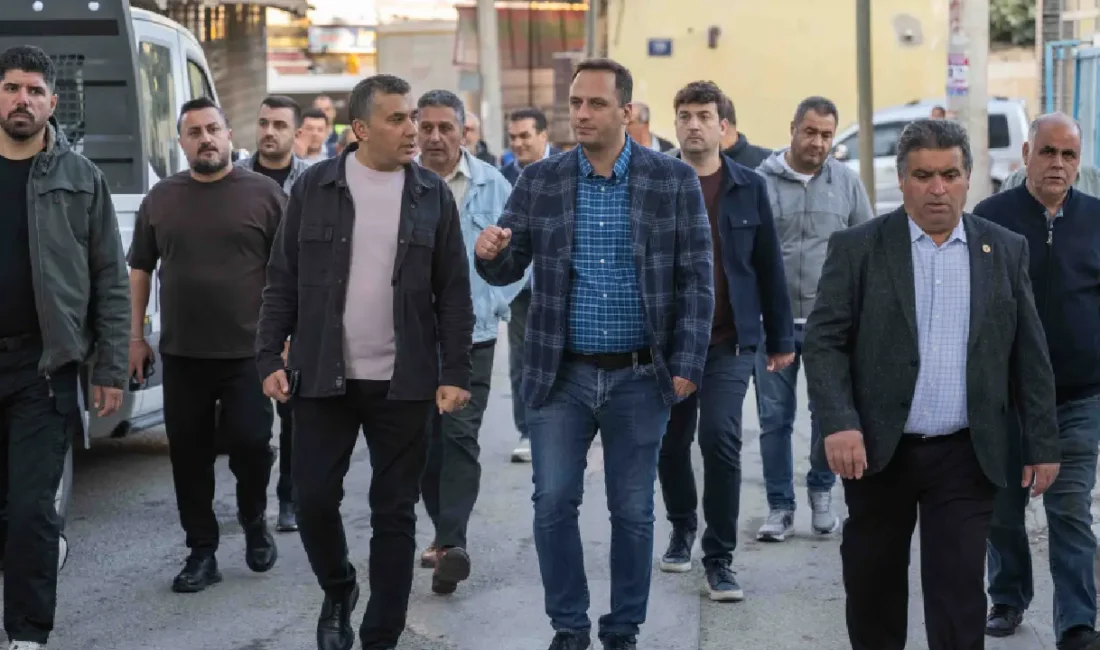 Bornova Belediye Başkanı Ömer Eşki, hizmet ve yatırımları yerinde belirlemek