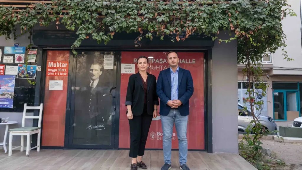 Bornova’da şafak mesaisi: Rafetpaşa Mahallesi köşe bucak temizlendi