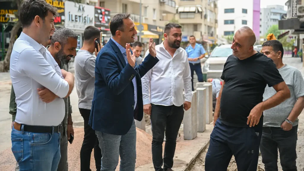 Zafer Caddesi’ne mimari ve ekolojik dokunuş: Bornova’nın kalbi yenileniyor!