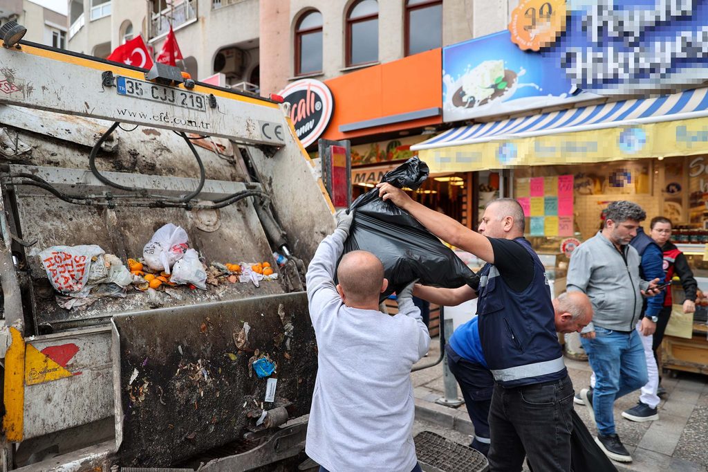 Şirinyer'de zabıta denetiminde gıda skandalı: Denetimler artarak sürecek