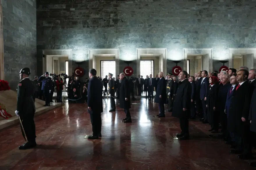 Cumhurbaşkanı Erdoğan’dan Özel Deftere "Türkiye Yüzyılı" vurgusu! 1 Cumhurbaşkanı Erdoğan’dan Özel Deftere "Türkiye Yüzyılı" vurgusu!