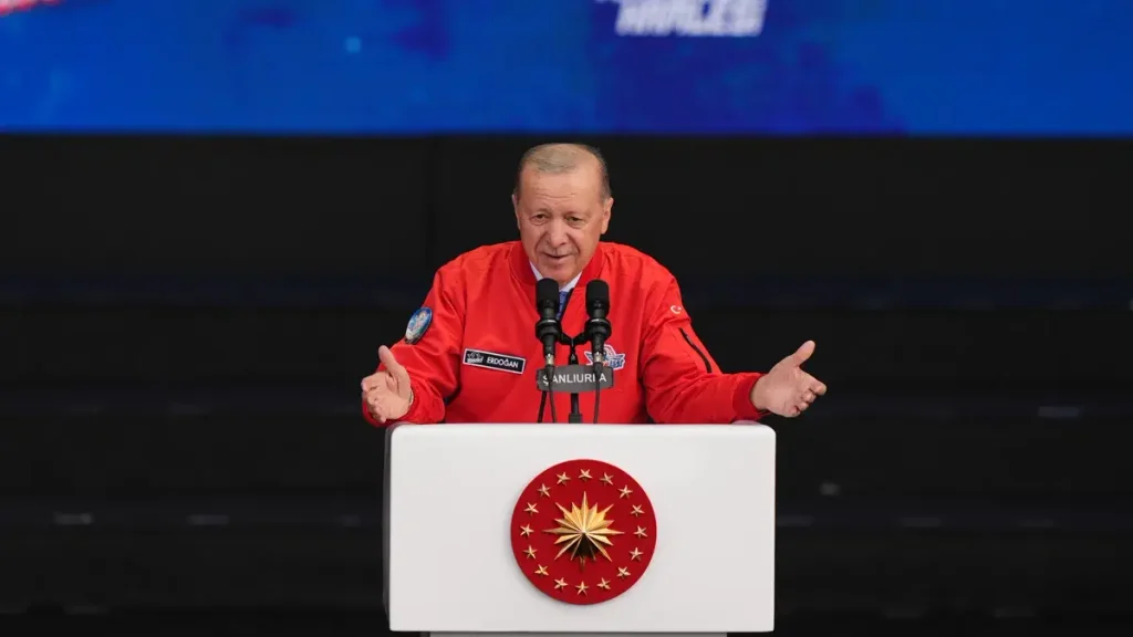 Cumhurbaşkanı Erdoğan: Türkiye'nin geleceği emin ellerde
