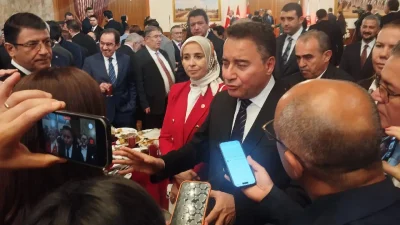 TBMM'nin yeni yasama yılı açılış resepsiyonunda Demokrat Gündem'e konuşan eski