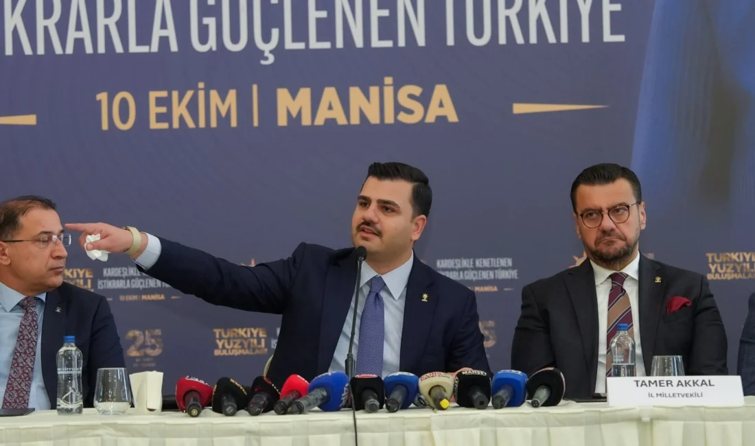 AK Parti Genel Sekreteri ve İzmir Milletvekili Eyyüp Kadir İnan,