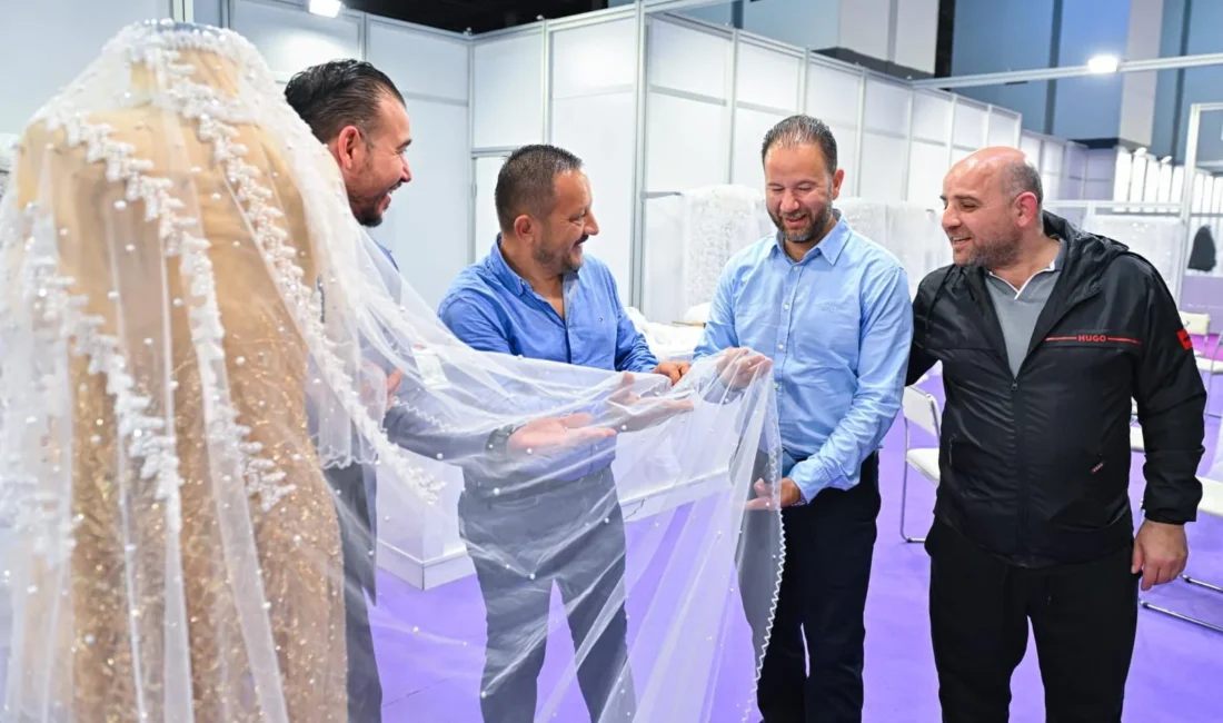 İzmir’de 21-23 Ekim tarihlerinde düzenlenecek Fashion Prime Fuarı, gelinlik ve