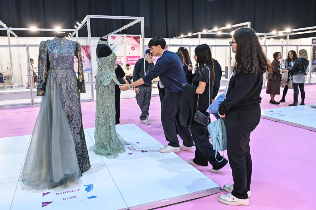 Fuar İzmir'de ihracat rekoru! Küresel tekstil devleri Fashion Prime'da buluştu