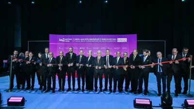 Gelinlik ve abiye sektörünün üreticilerini kumaş ve aksesuar tedarikçileriyle buluşturan