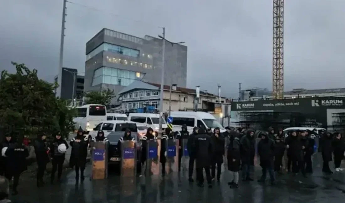 Halk TV’nin İstanbul’daki merkez binasına sabahın erken saatlerinde emniyet güçleri