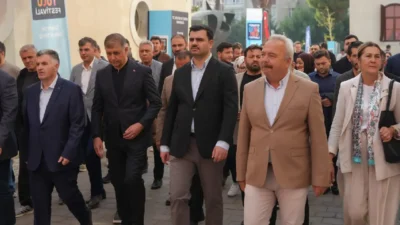 İzmir’in sosyal ve kültürel hayatına damga vuran Türkiye Kültür Yolu