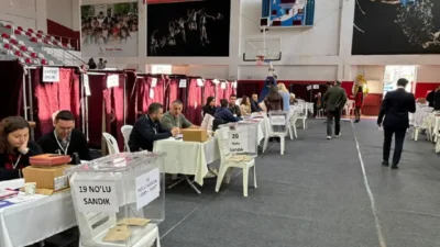 İzmir Barosu’nda yeni dönem başkanını ve yönetim organlarını belirleyecek kritik