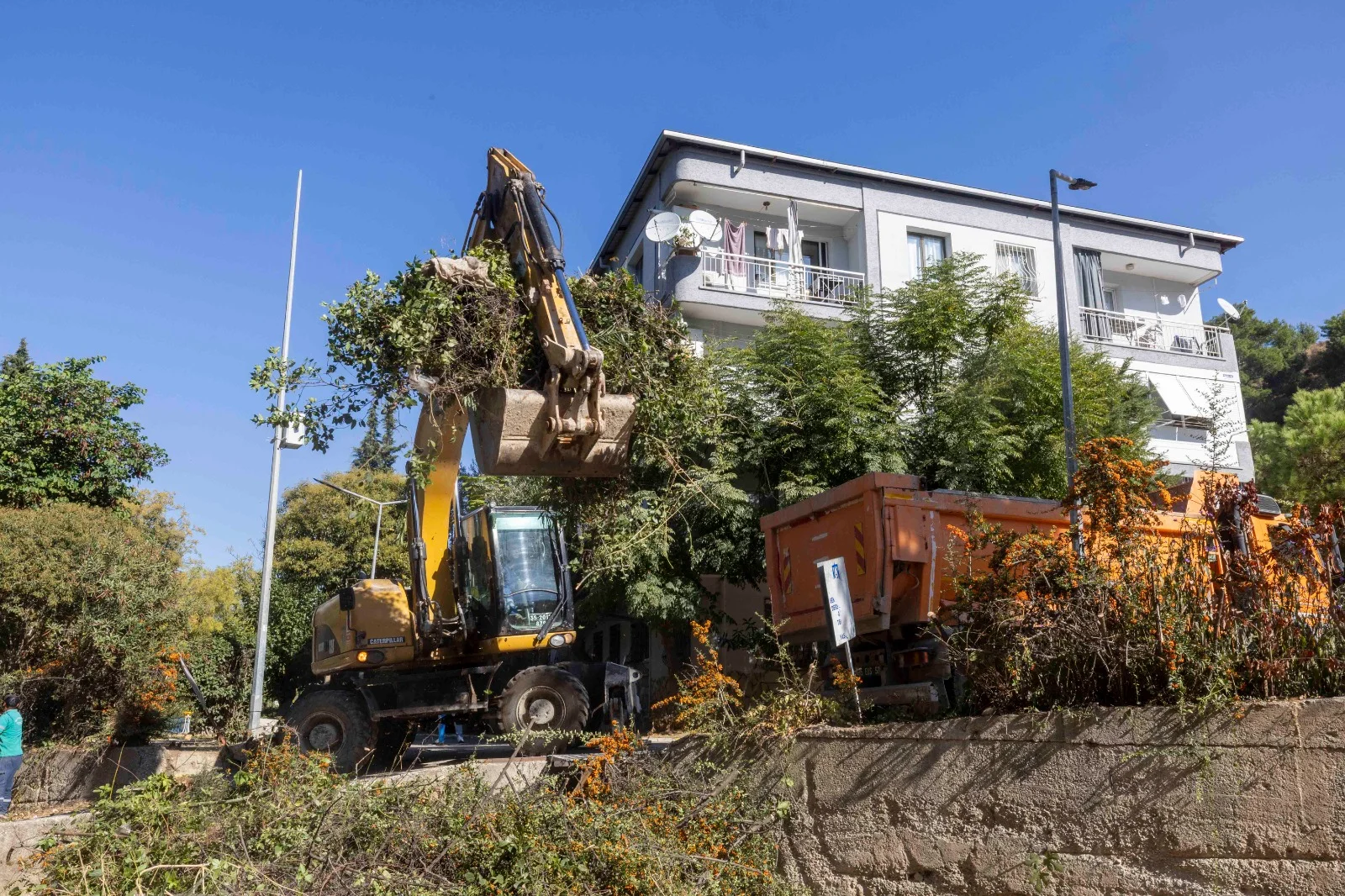 İzmir’in derelerinde kış seferberliği